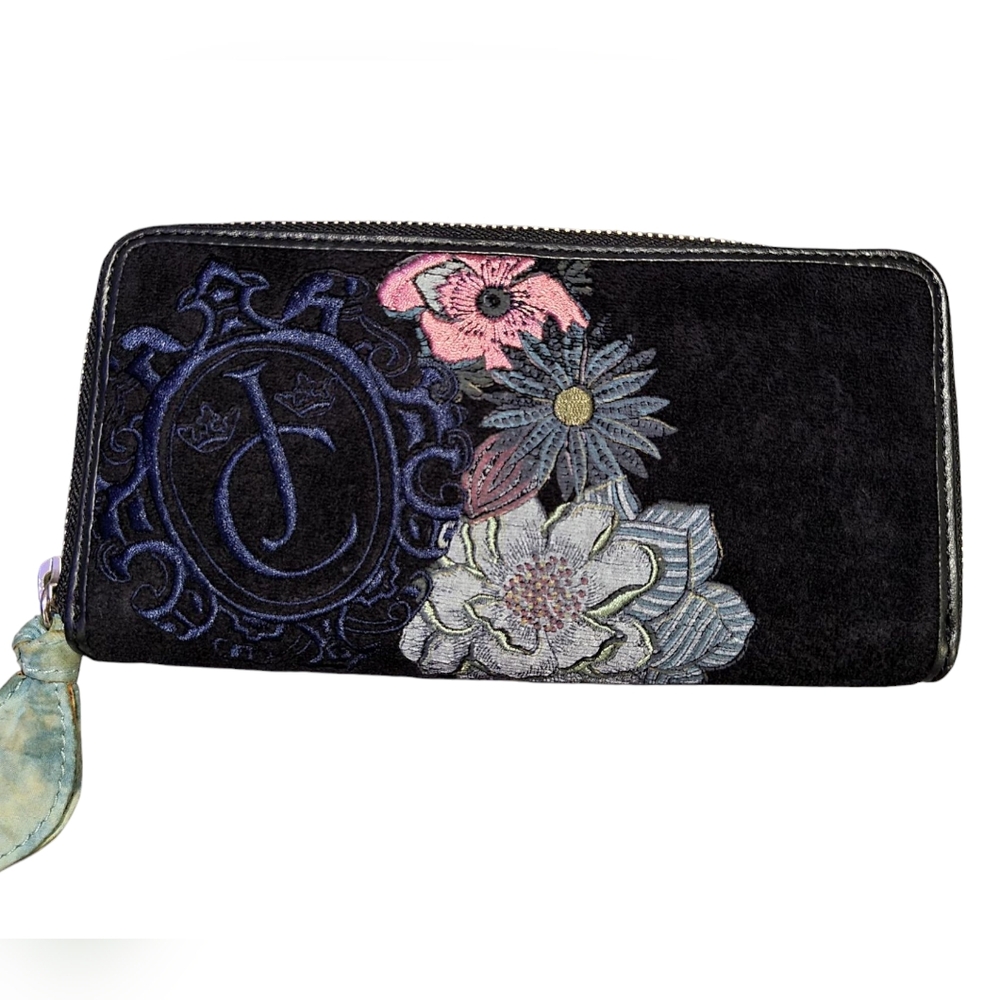 JUICY COUTURE Y2K zippered Wallet